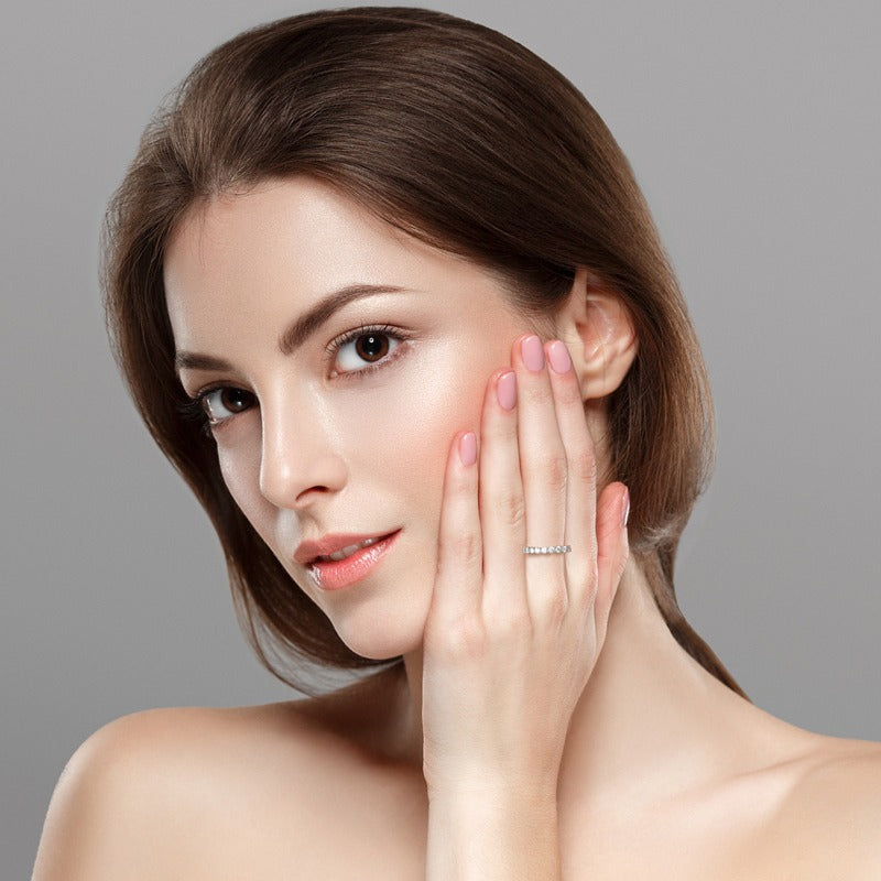 3mm and 5mm multi Moissanite Ring