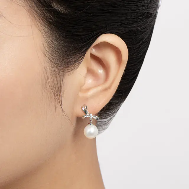 7.5-8mm freshwater pearl earrings