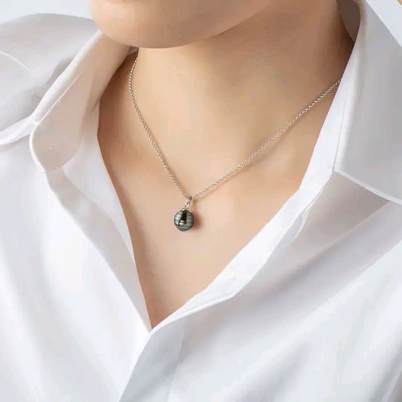 11mm Tahitian pearl pendant necklace
