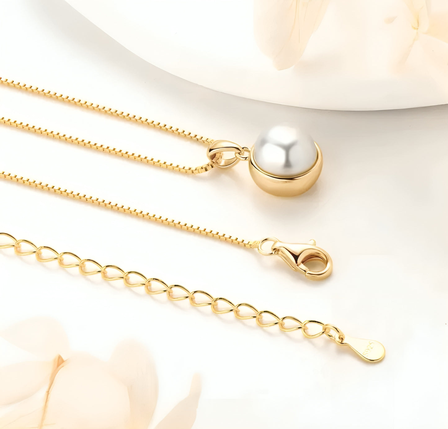 8.5 pearl pendant necklace