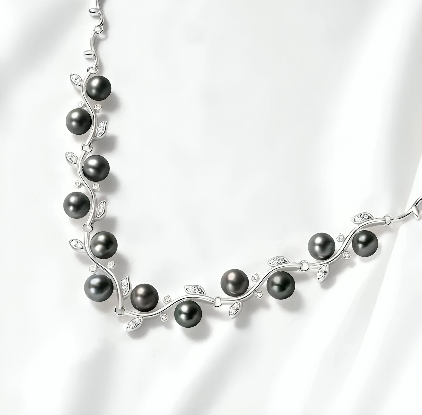 6mm black pearl pendant necklace
