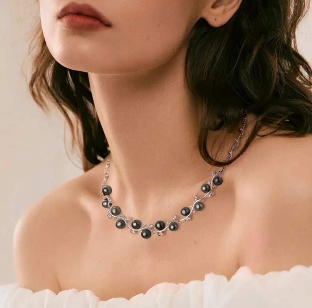 6mm black pearl pendant necklace