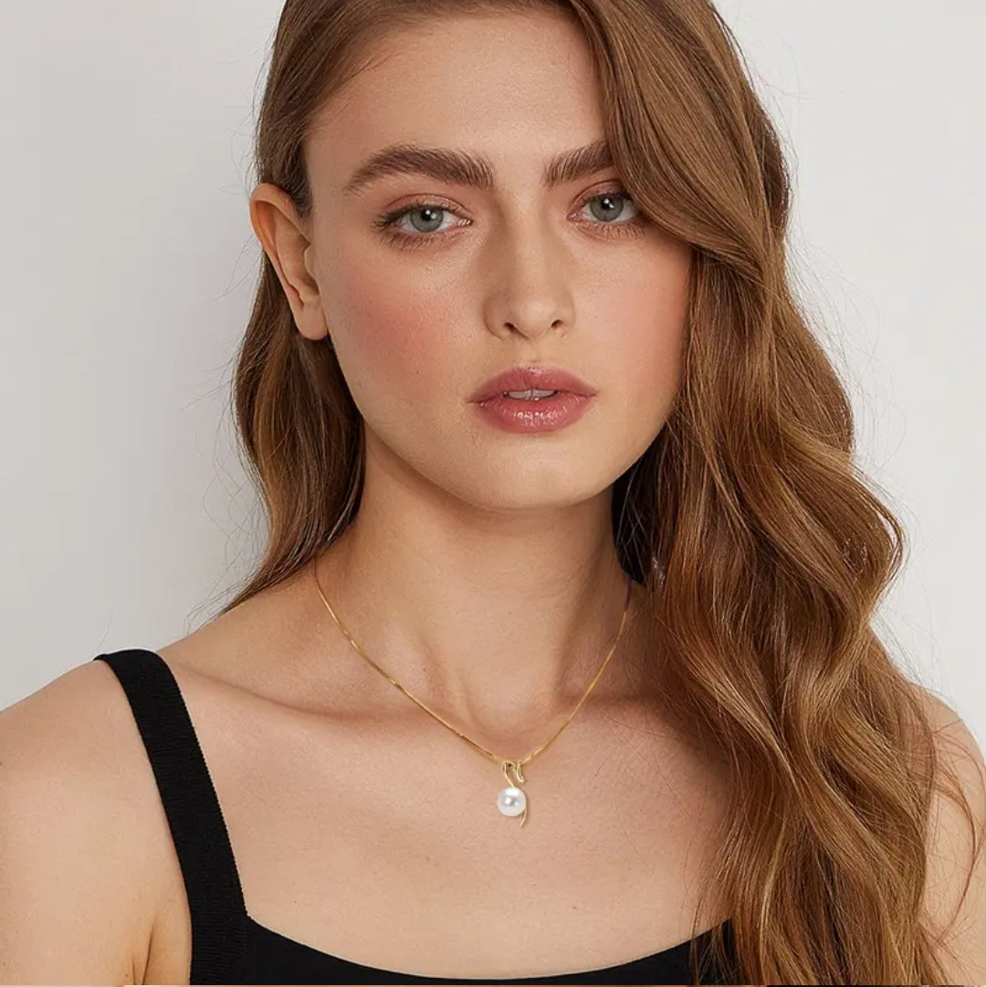 9-10mm unique pearl pendant necklace