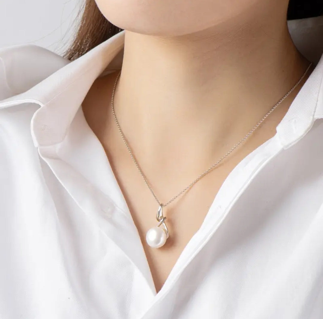 12-13mm round pearl pendant necklace