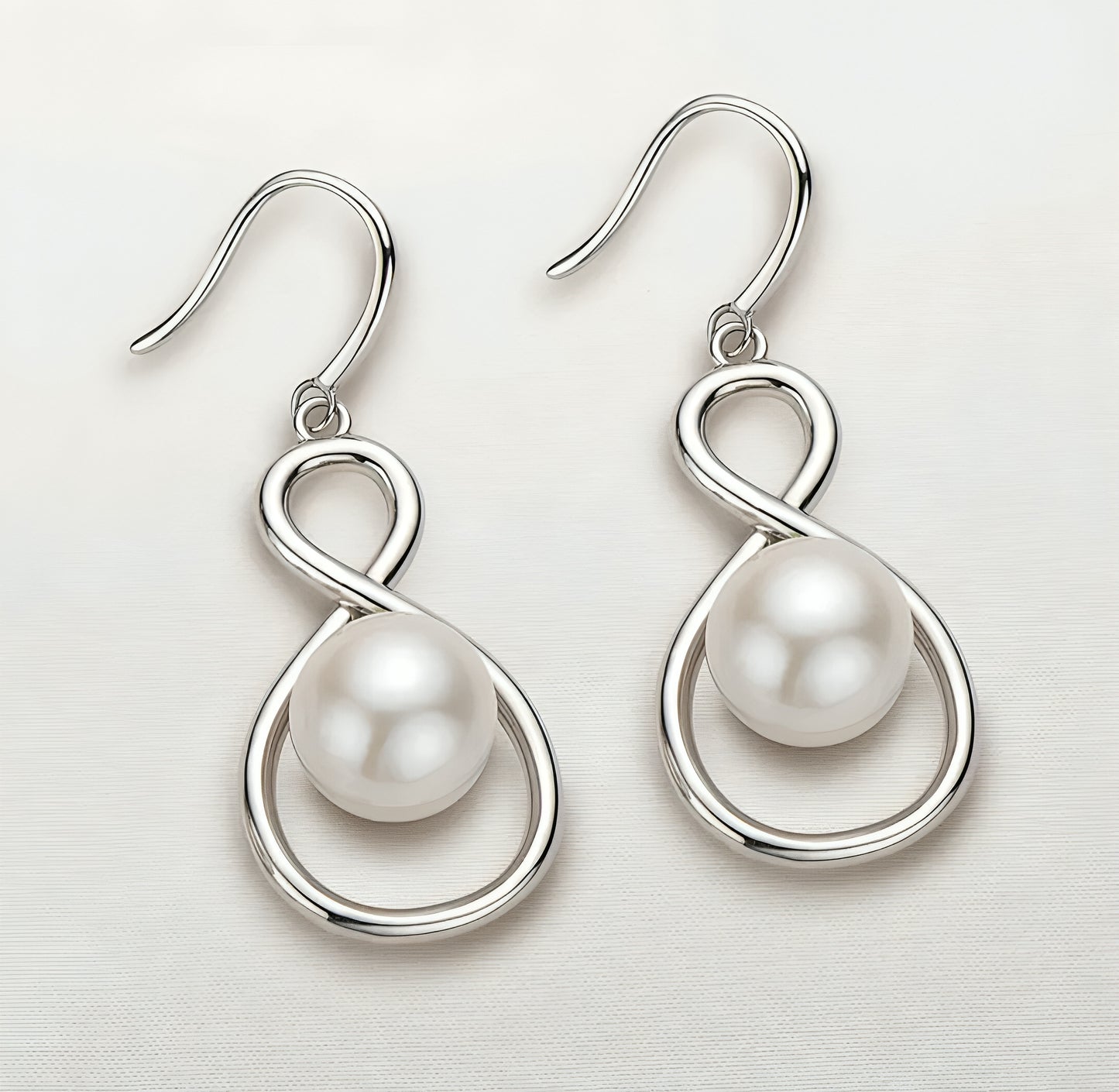 8.5-9mm round pearl earrings