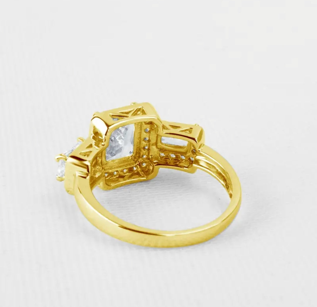 10k real gold ring with 2ct moissanite