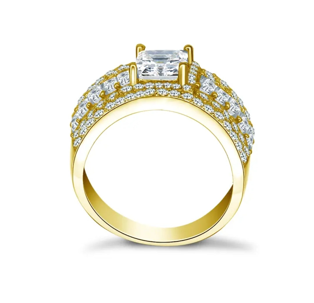 10k solid gold ring with 2ct moissanite