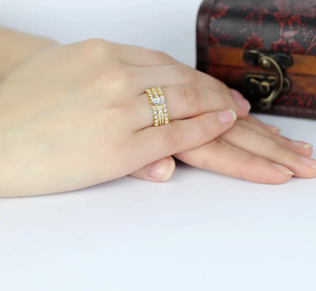 10k solid gold ring with 0.5ct leaf shape moissanite