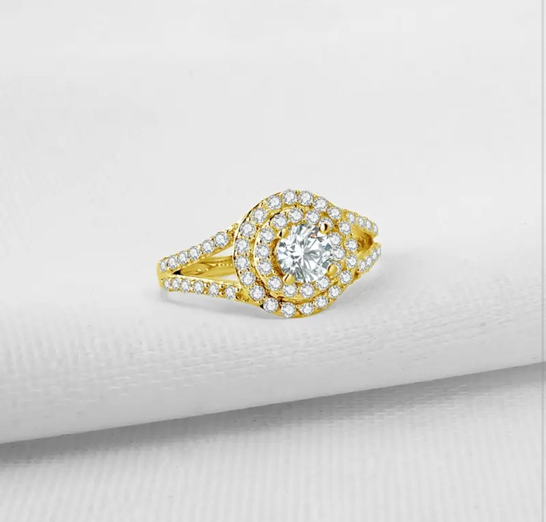 0.6ct moissanite gold ring