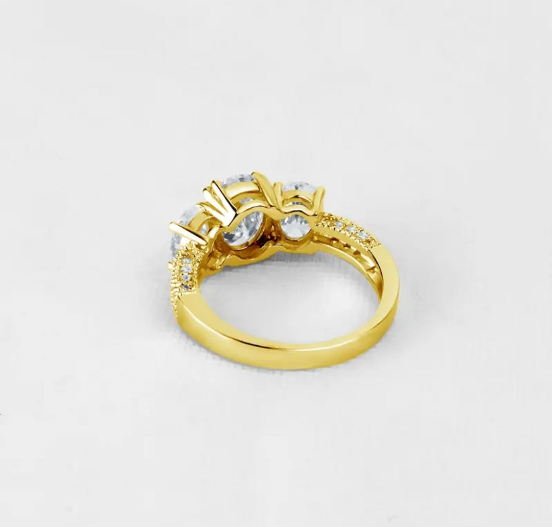 2ct unique moissanite gold ring