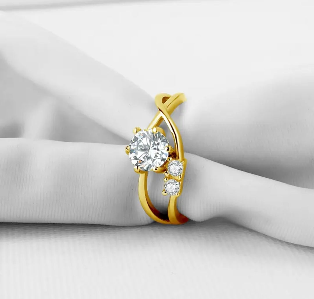 Crossover 6mm moissanite gold ring