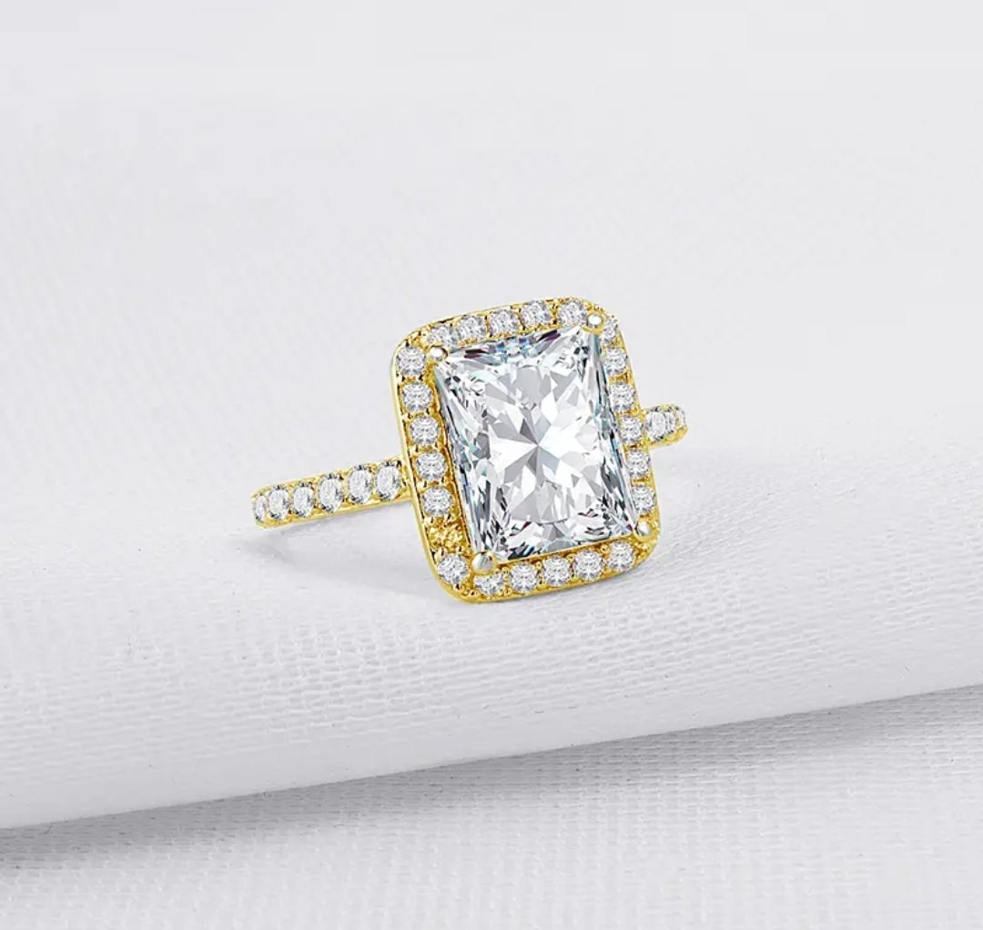 4ct huge moissanite gold ring