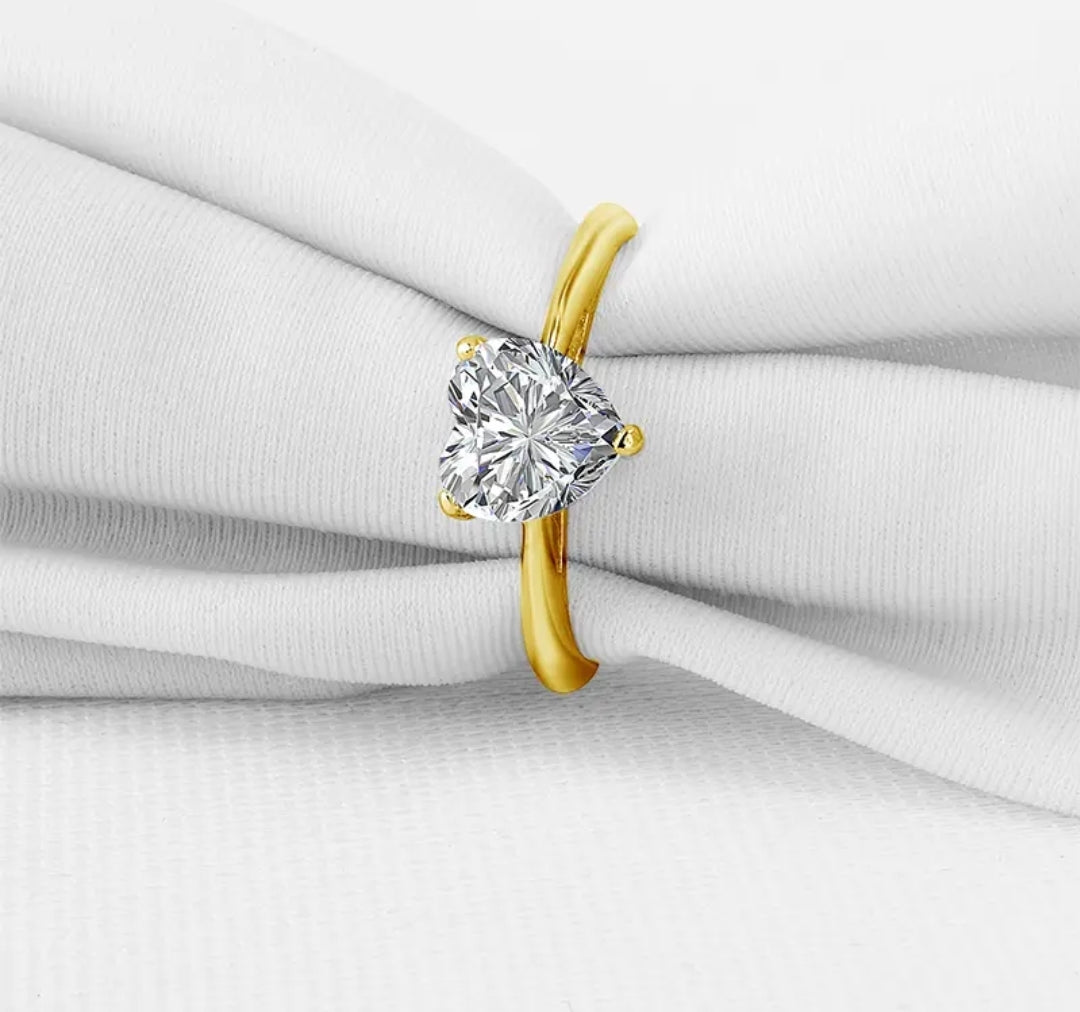 10k gold ring with 1.2ct heart shape moissanite