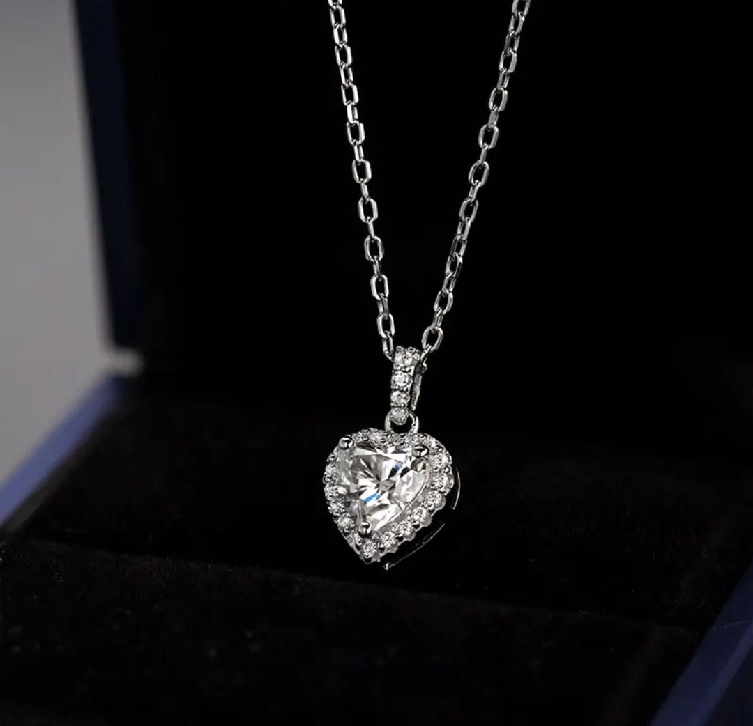 1ct heart shape Moissanite pendant necklace