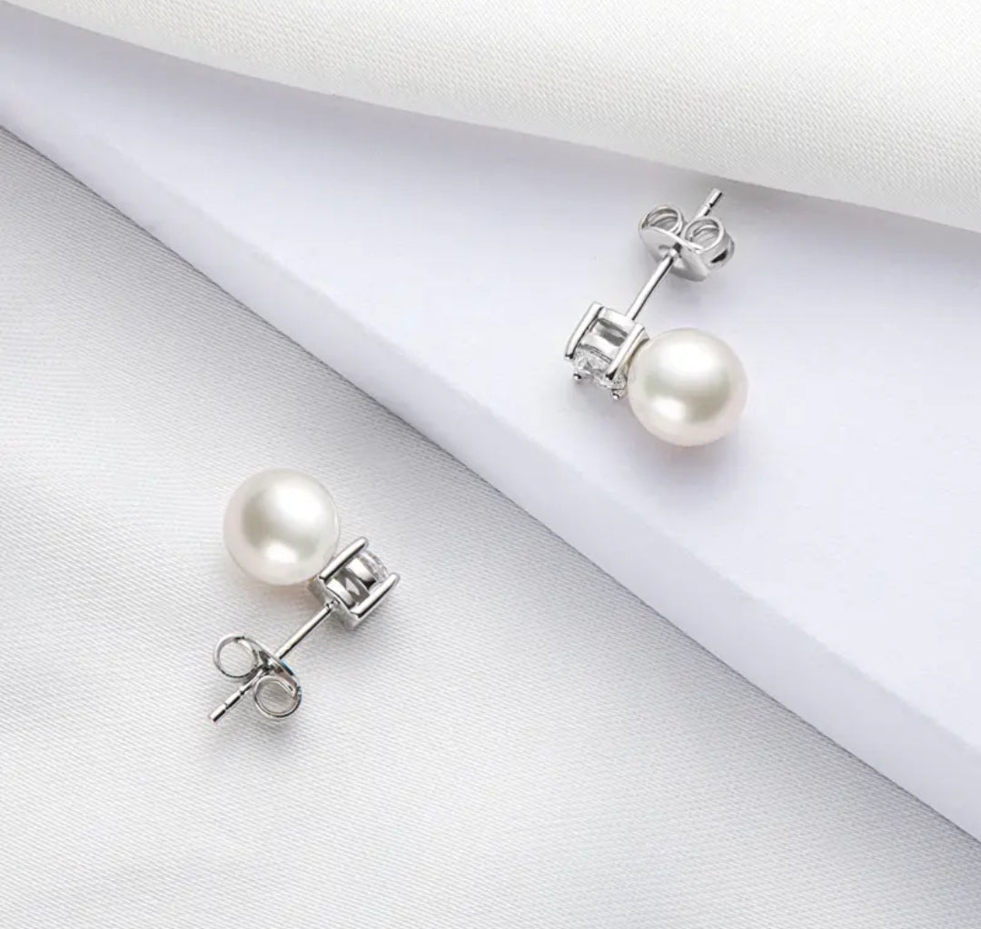 6.5-7mm classic pearl earrings