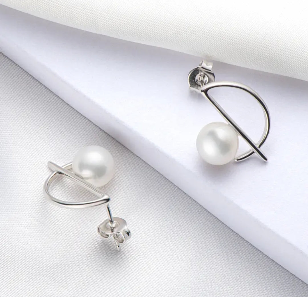 7-7.5mm classic pearl earrings