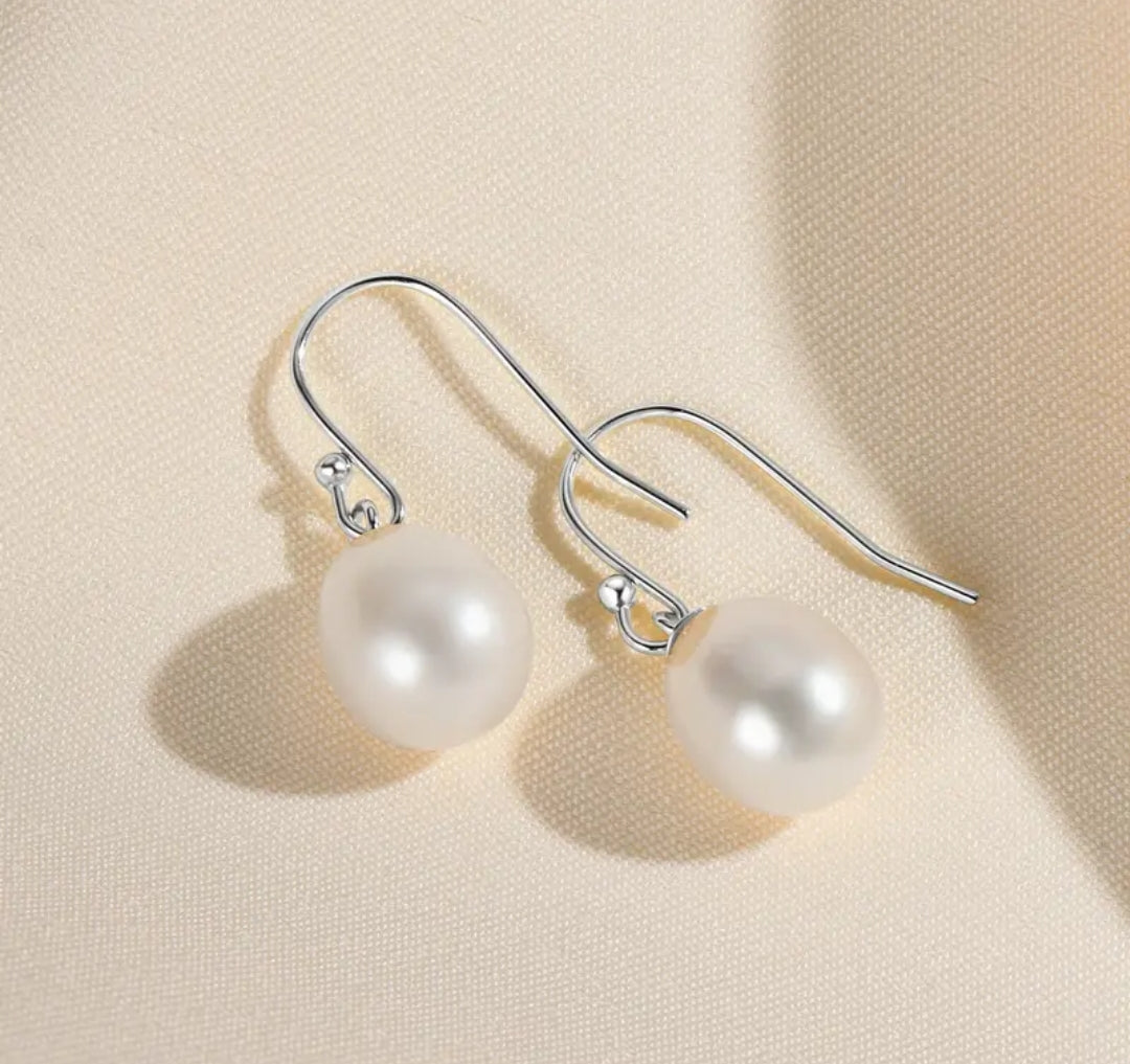 9-10mm hook pearl earrings