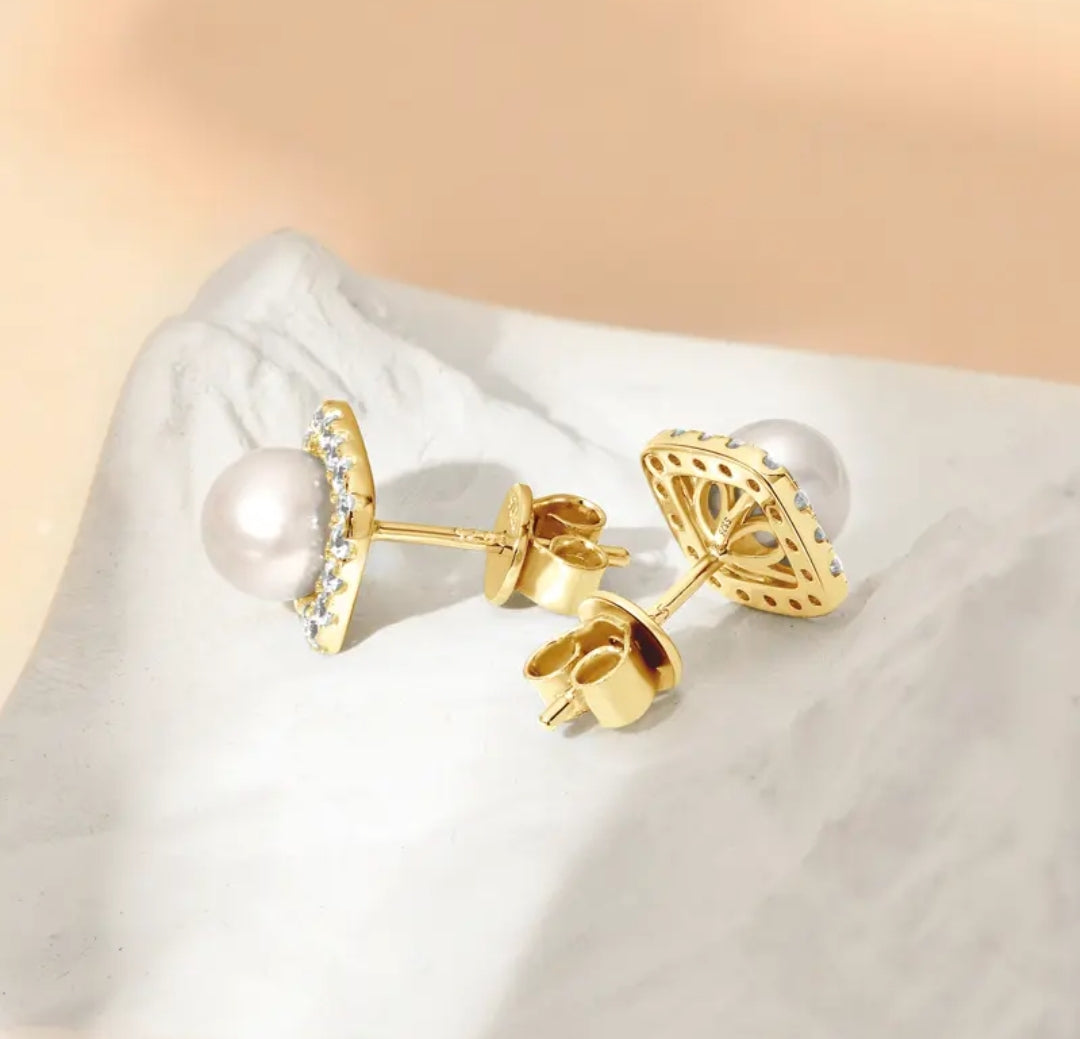 6mm stud pearl earrings
