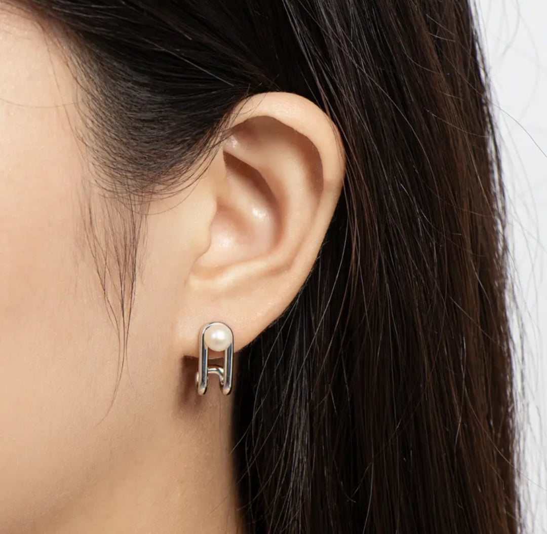 6mm geometric pearl earrings