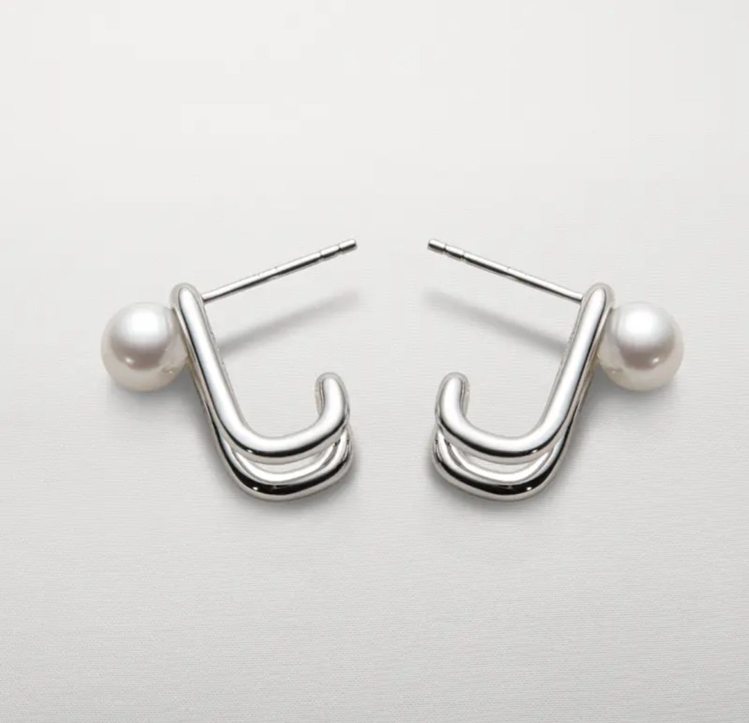 6mm geometric pearl earrings