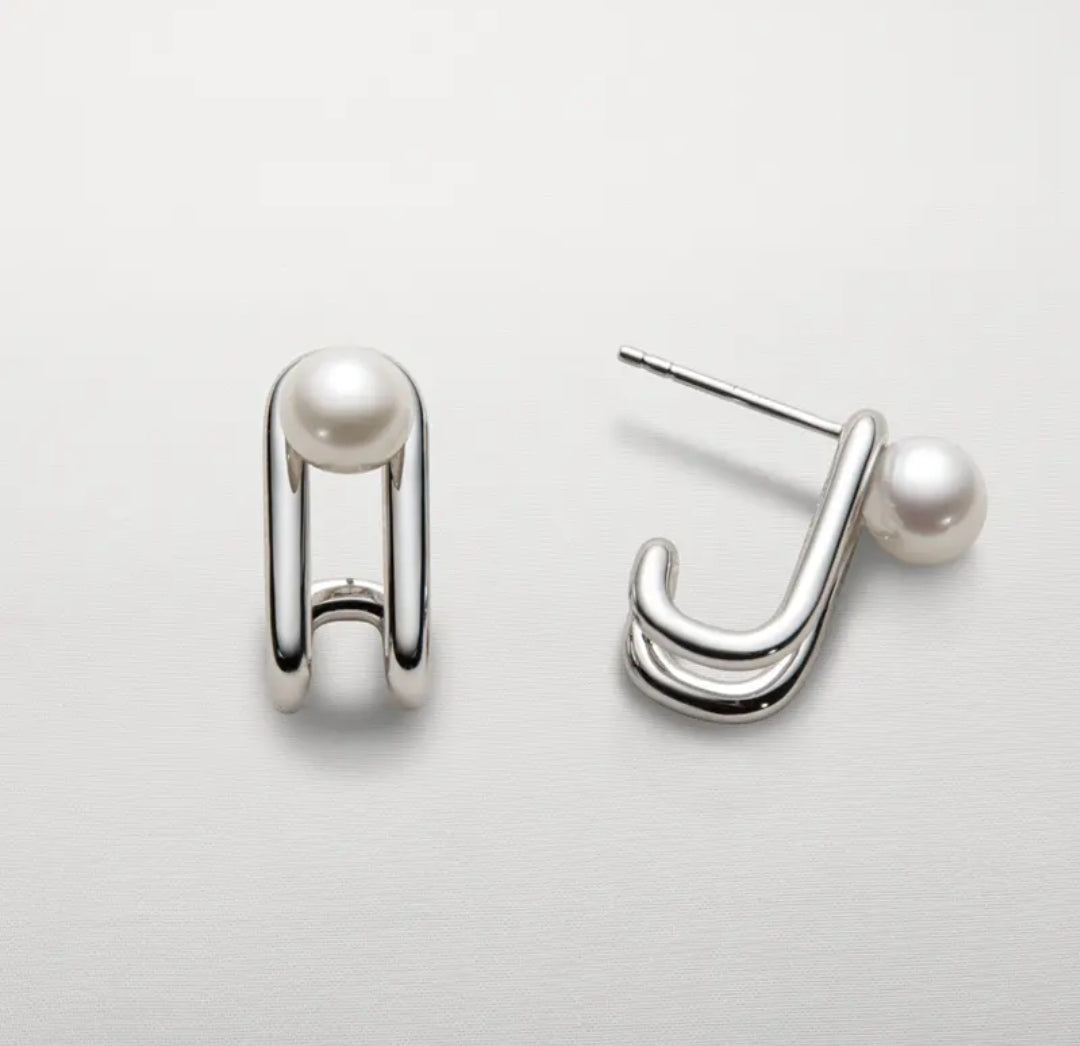 6mm geometric pearl earrings