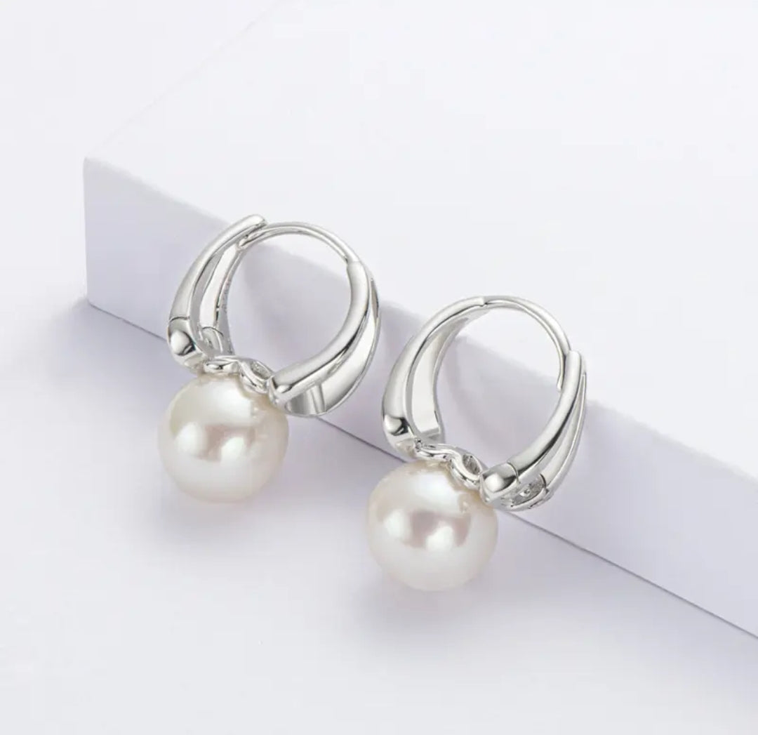 7-8mm hoop pearl earrings