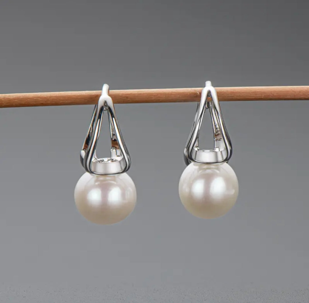 7-8mm hoop pearl earrings