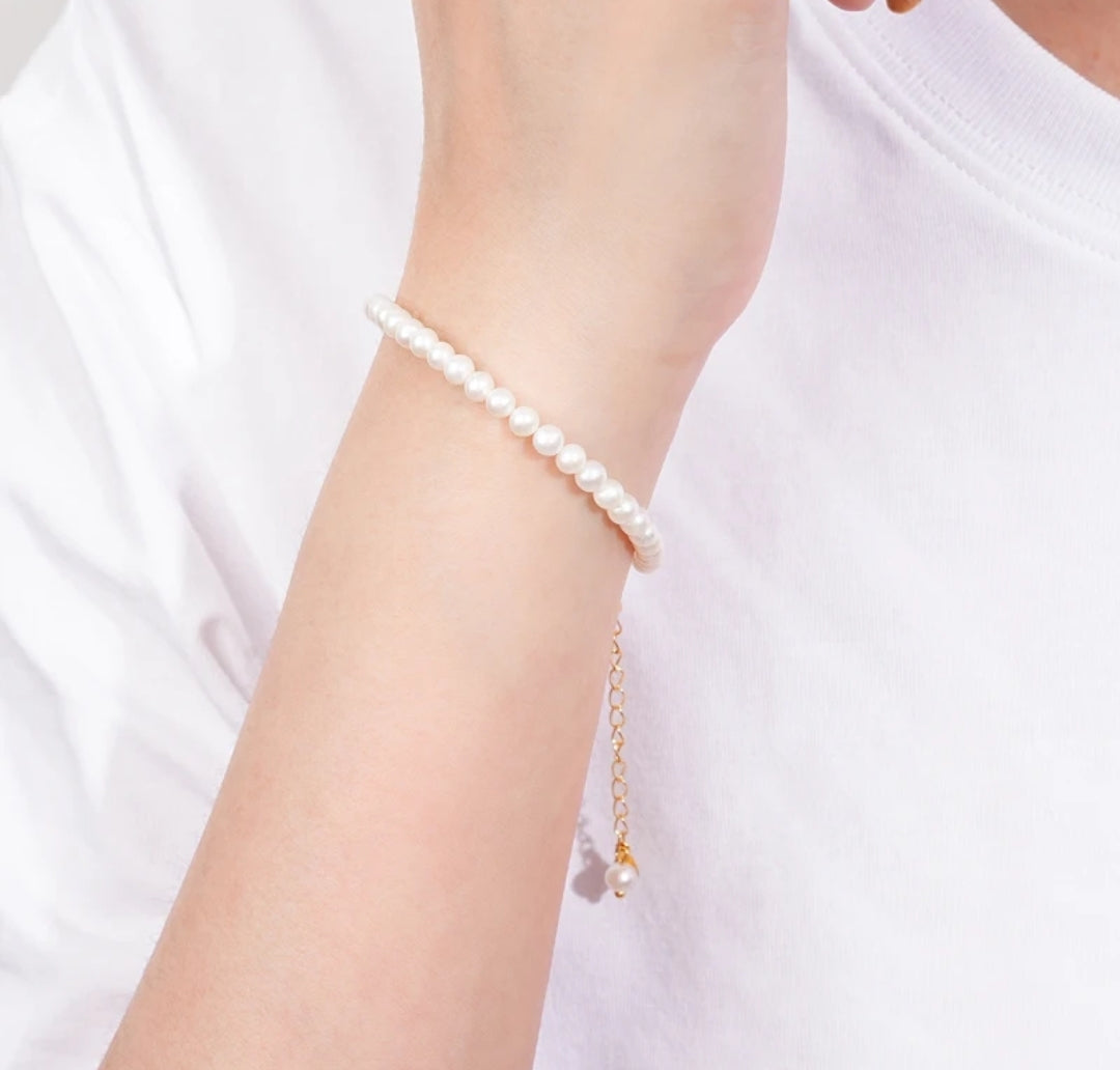 3mm/4mm white pearl bracelet