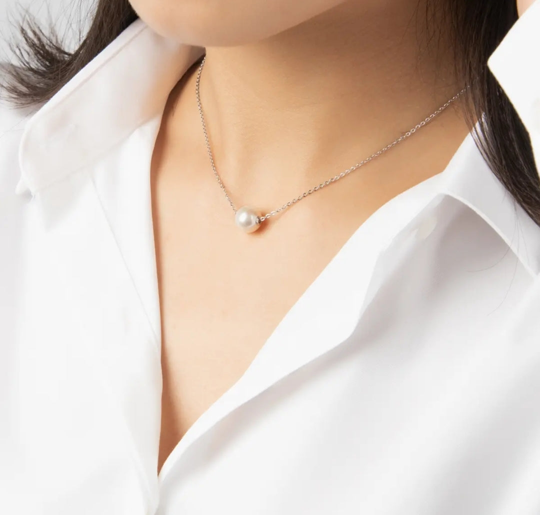 9.5-10 round pearl pendant necklace