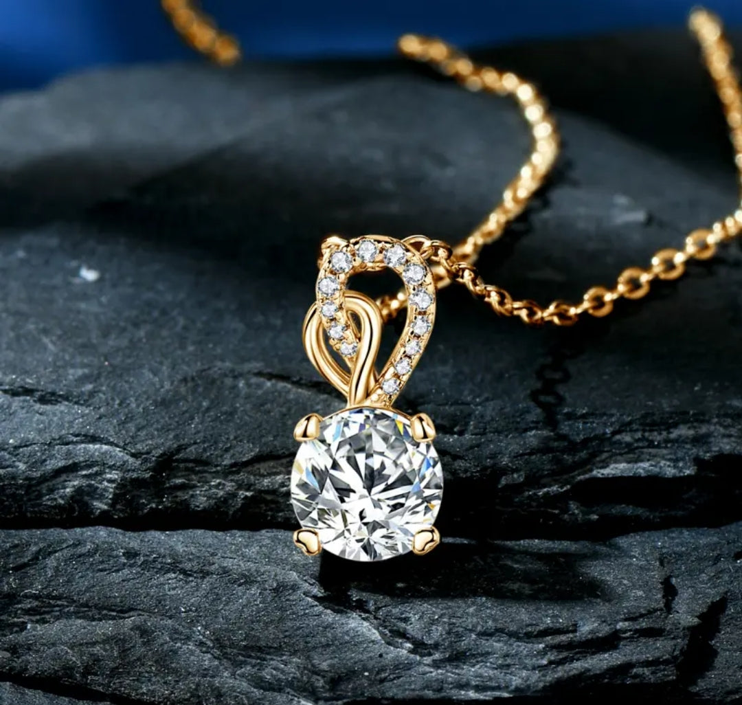 1ct twisted Moissanite pendant necklace