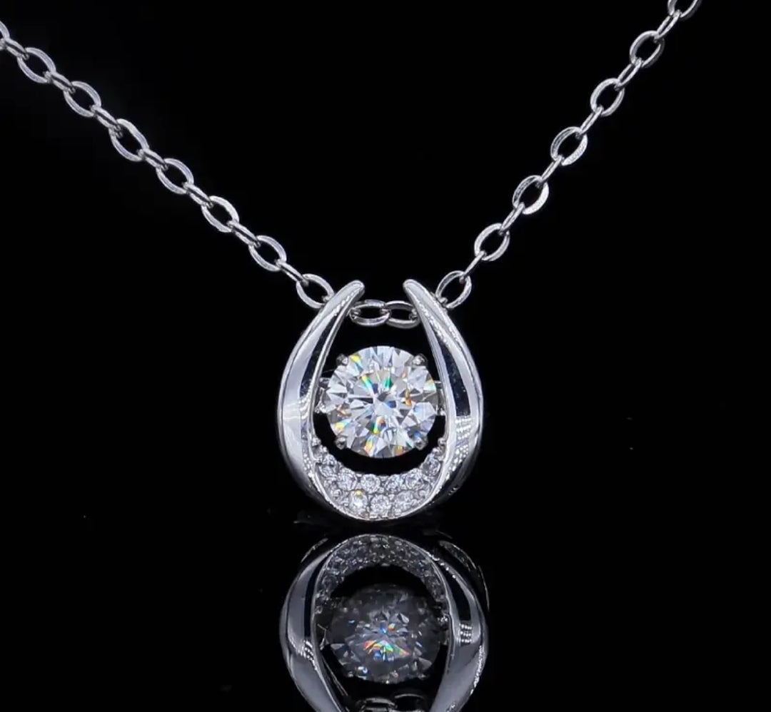 6mm U shape Moissanite pendant necklace