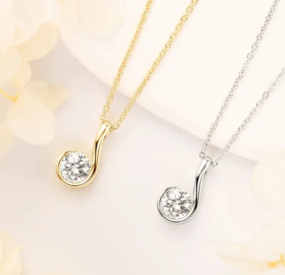1ct tear drop Moissanite pendant necklace
