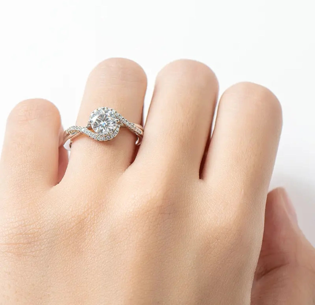 1ct twisted moissanite engagement ring