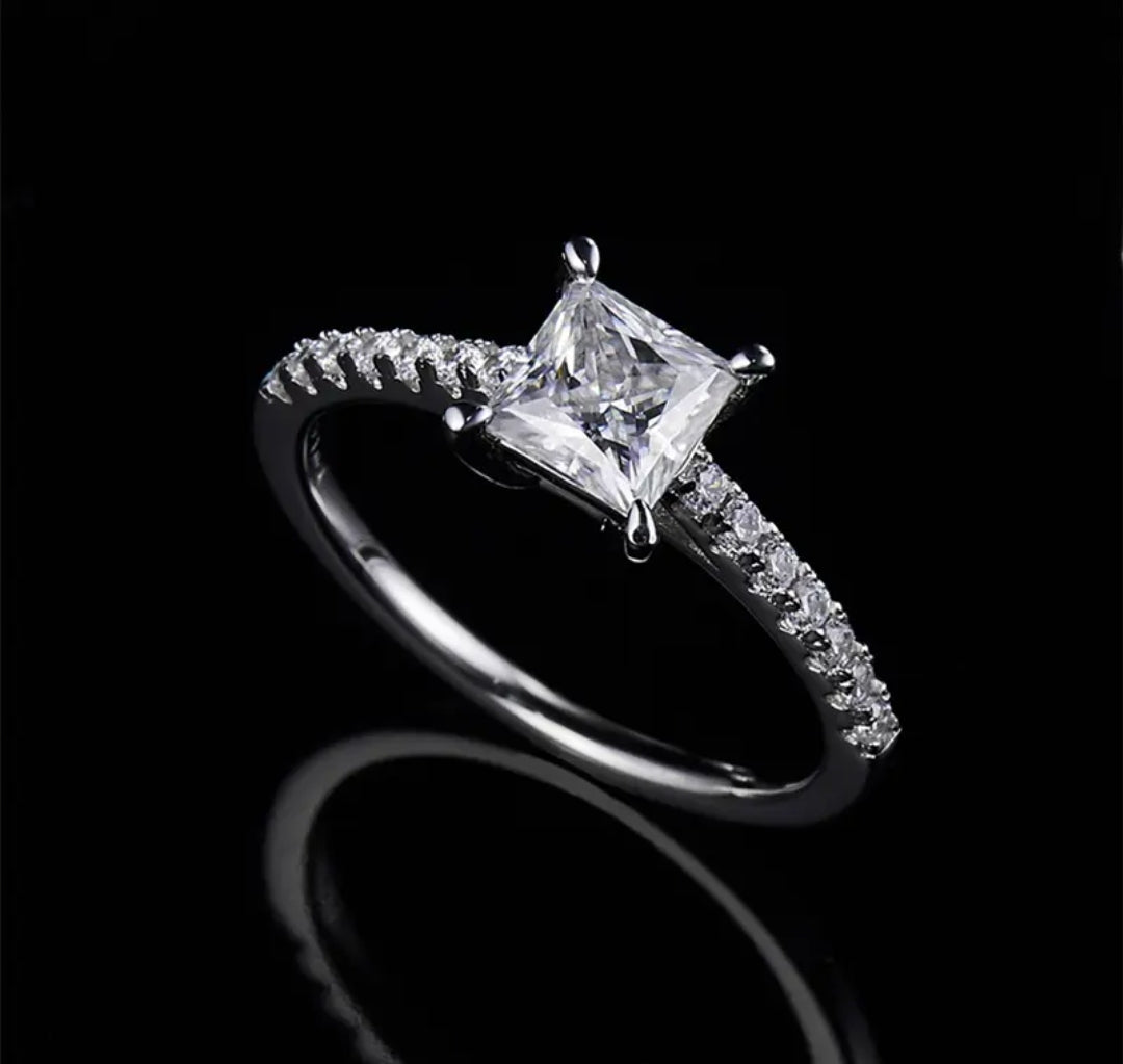 1ct classic moissanite engagement ring