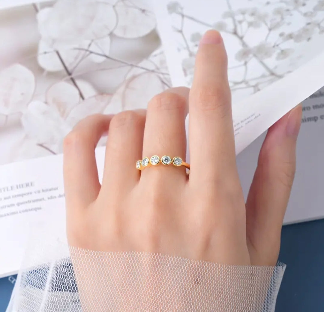 3mm 5pcs moissanite engagement ring