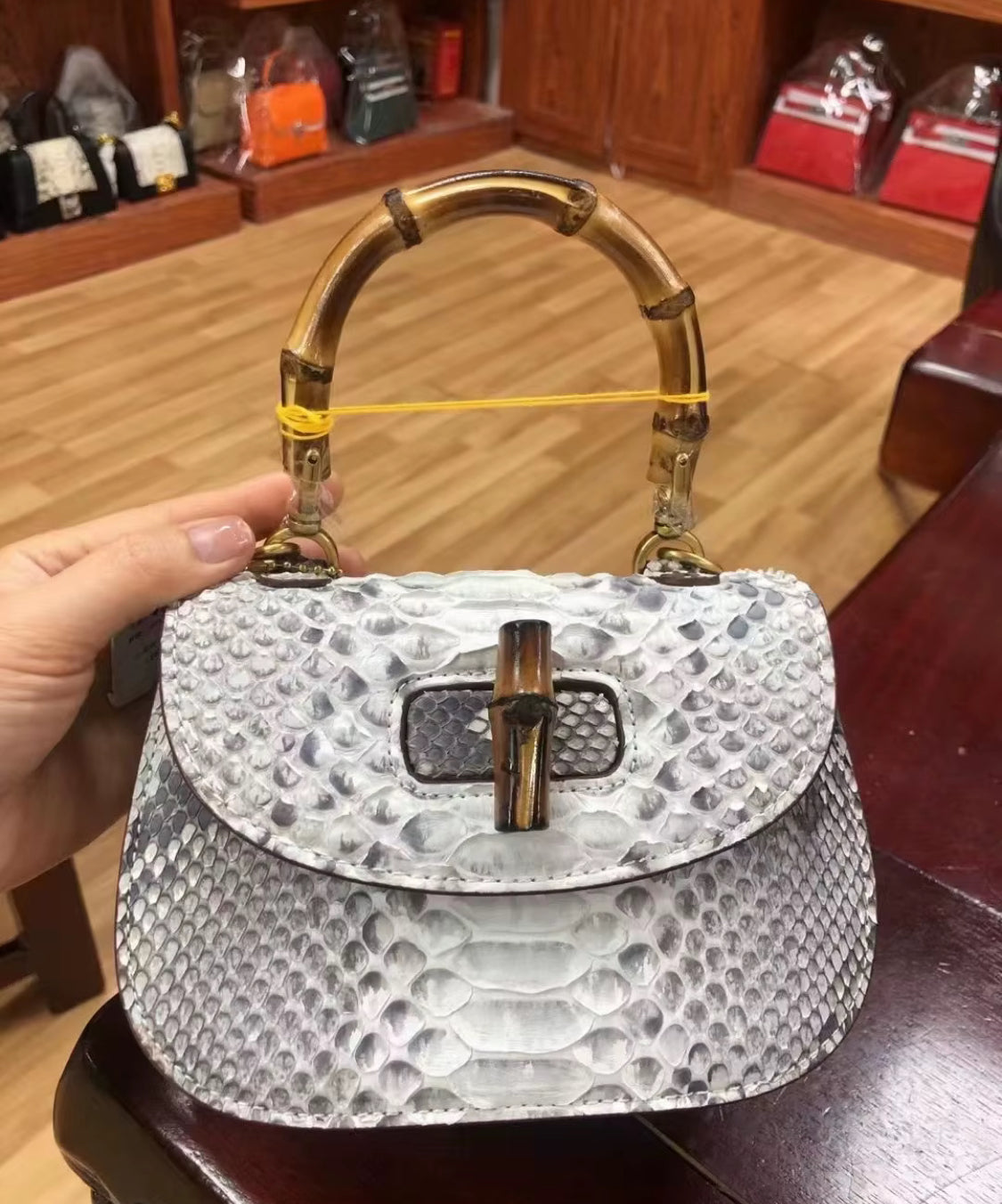 Luxury Snake Leather Bag – Handmade in Italy | Noiyan