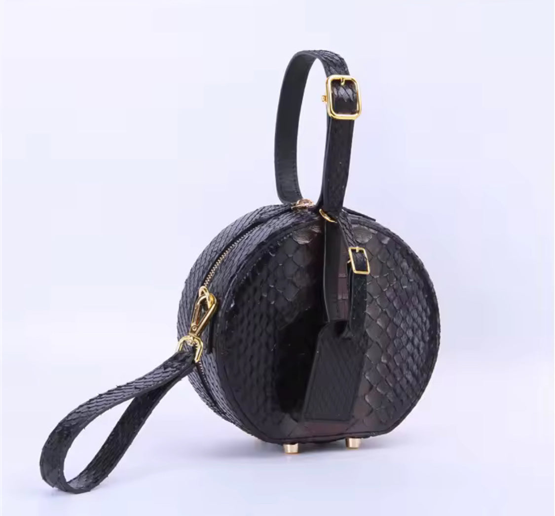 Black Snake Leather Purse – Handmade in Italy | Noiyan