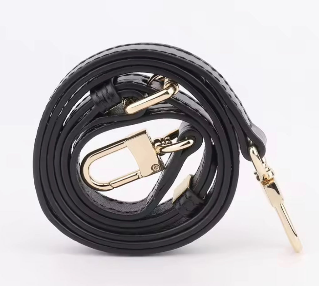 Black Crocodile Leather Purse for Women – Handmade in Italy | Noiyan