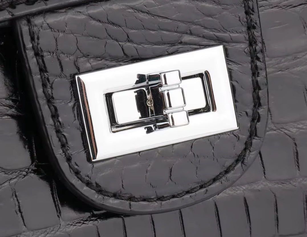 Black Crocodile Belly Leather Chain Purse – Handmade in Italy | Noiyan