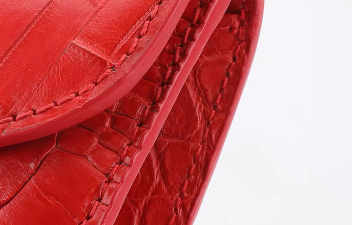 Crocodile Leather Purse in Three Colors – Handmade in Italy | Noiyan