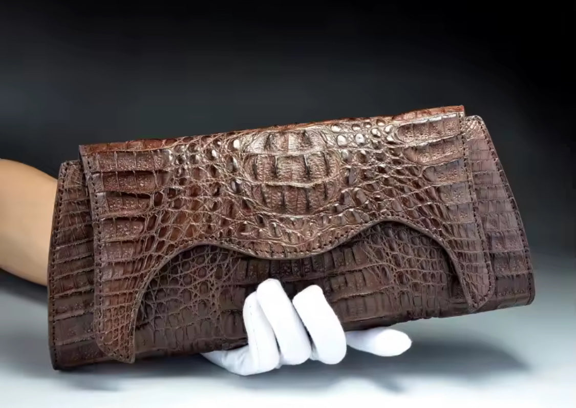Brown Crocodile Leather Purse for Women – Handmade in Italy | Noiyan