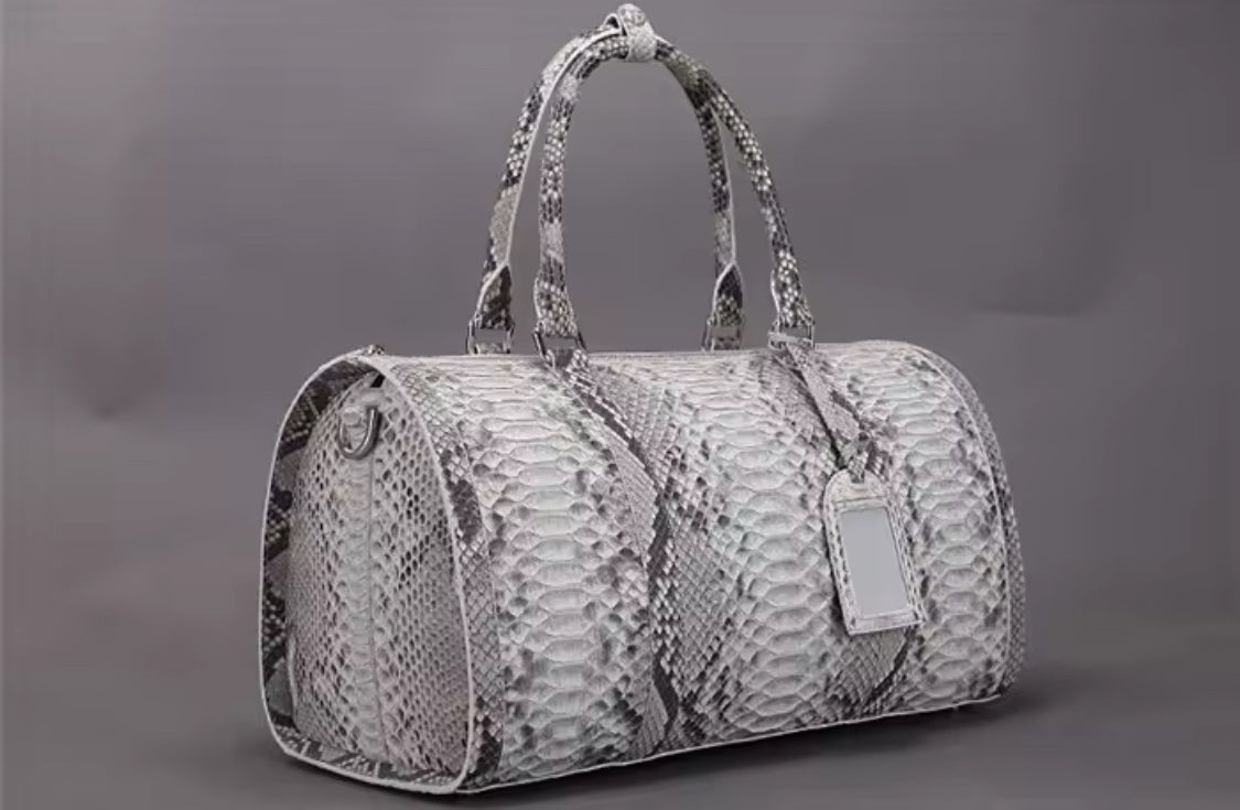 Natural White Snake Leather Travel Bag – Handmade in Italy | Noiyan