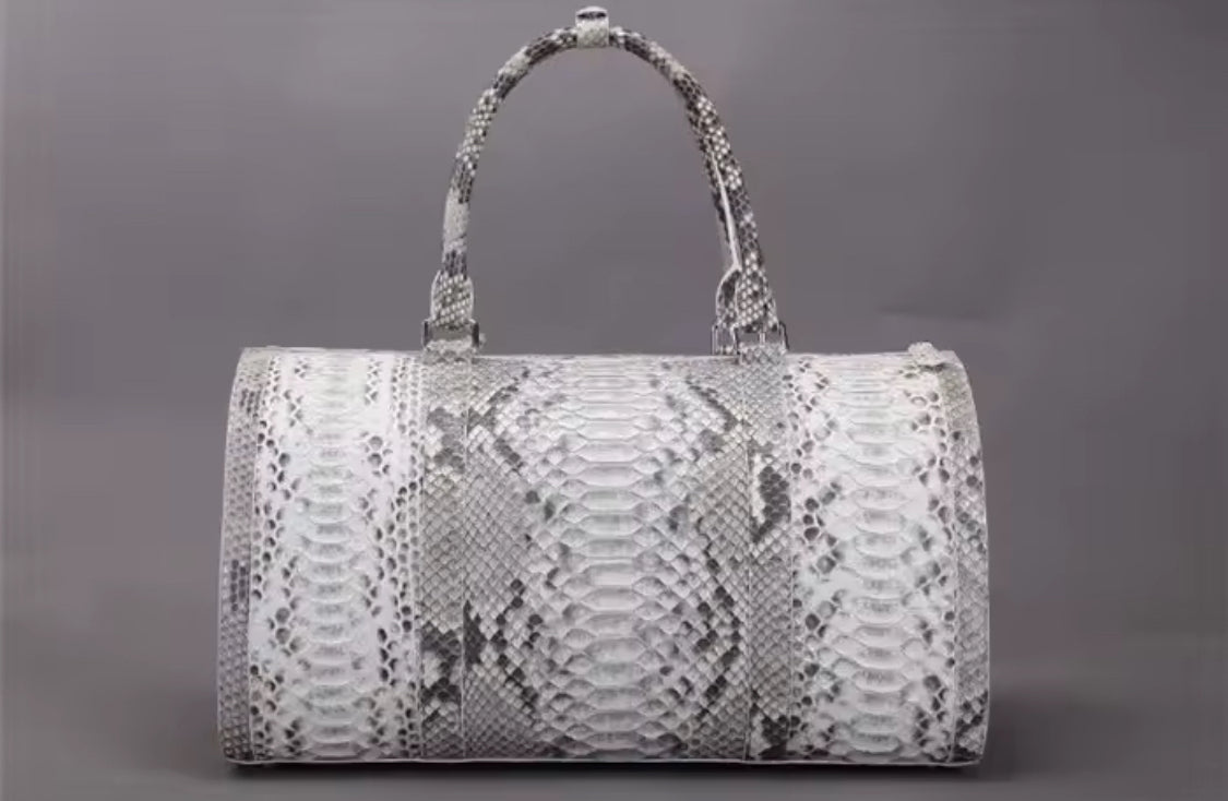 Natural White Snake Leather Travel Bag – Handmade in Italy | Noiyan