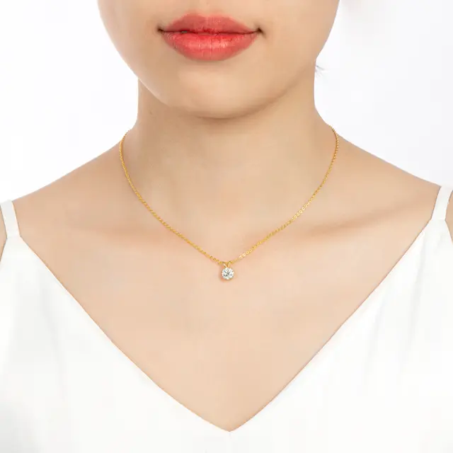 Moissanite pendant necklace