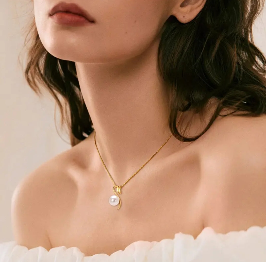 9-10mm unique pearl pendant necklace
