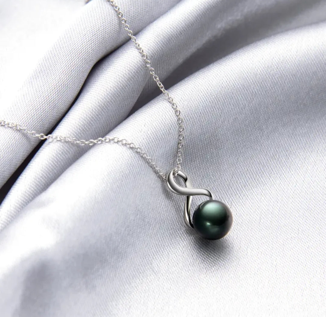 9-9.5mm twisted round pearl pendant necklace
