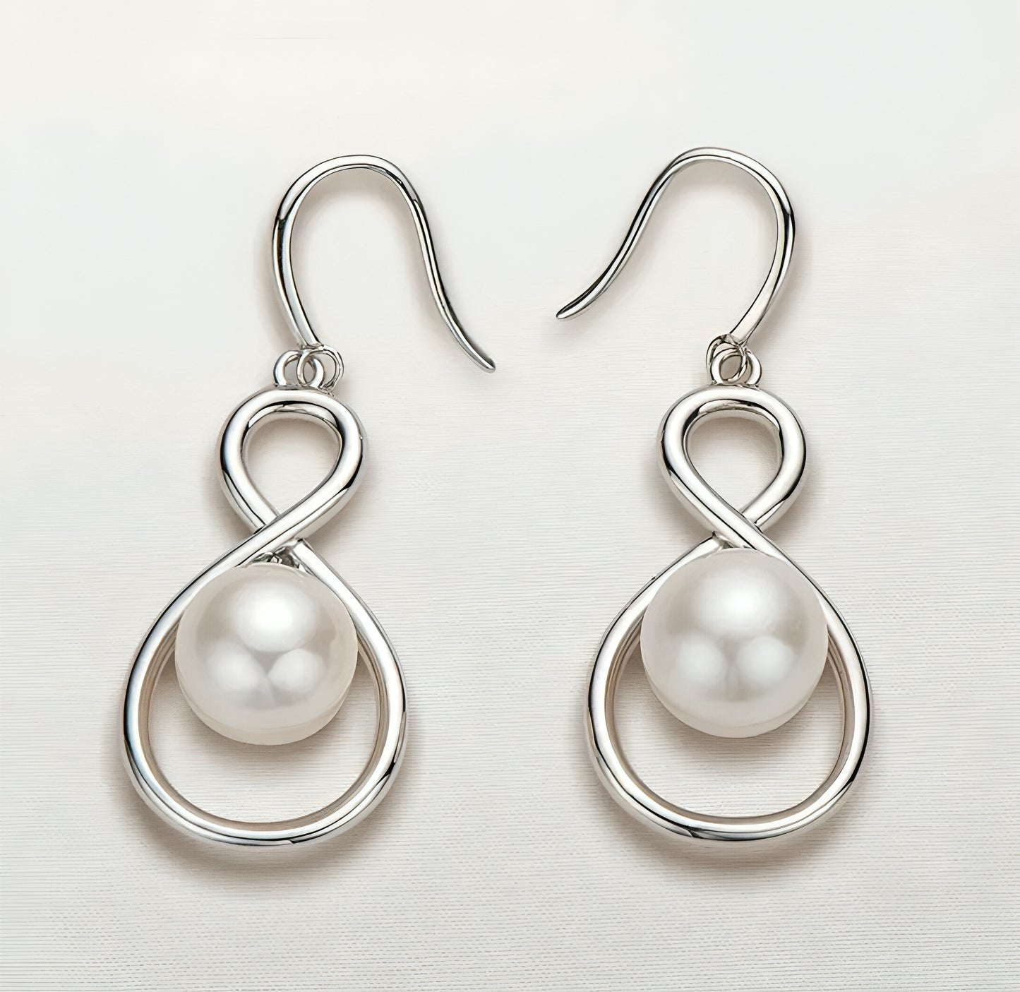 8.5-9mm round pearl earrings