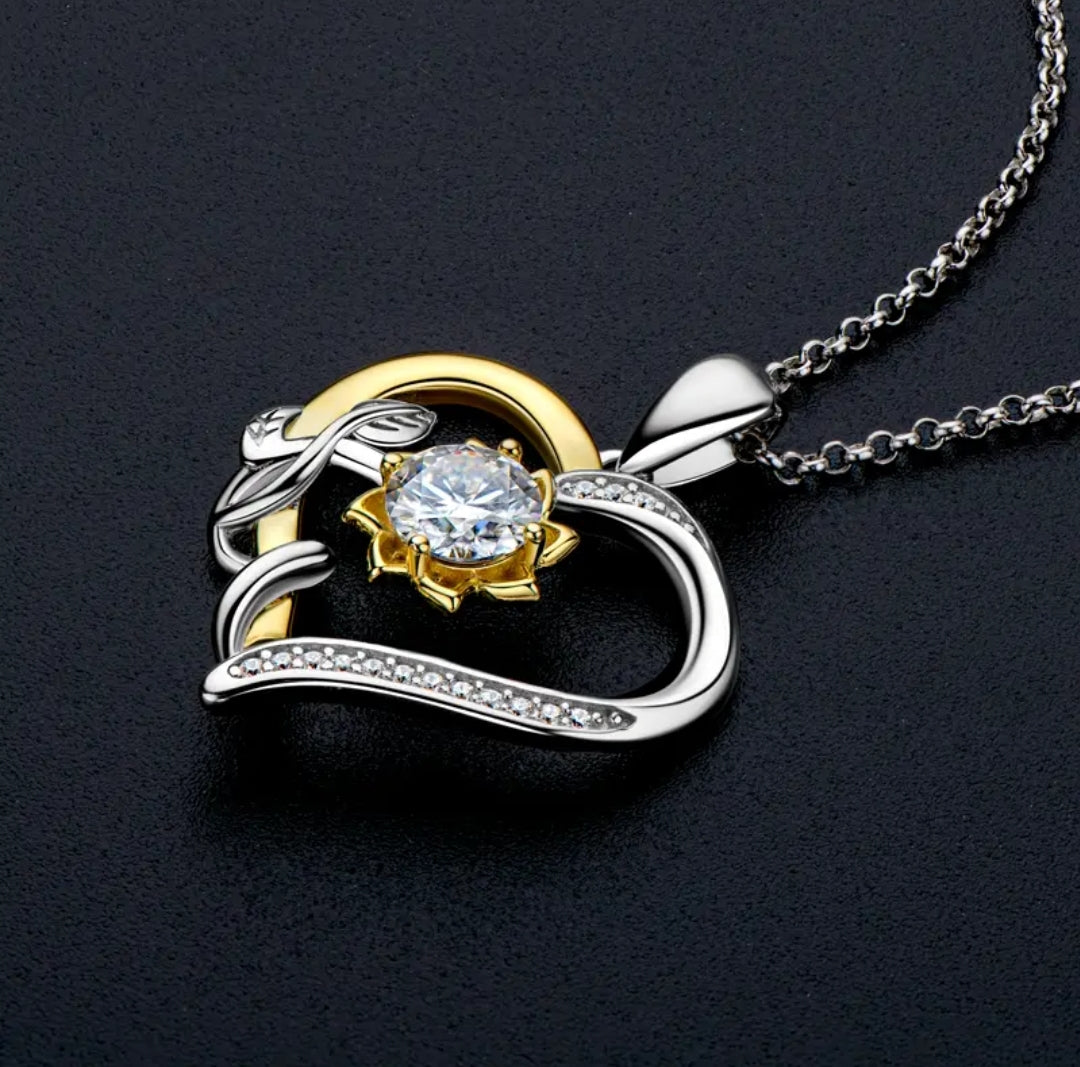 Heart shape 1ct Moissanite pendant necklace