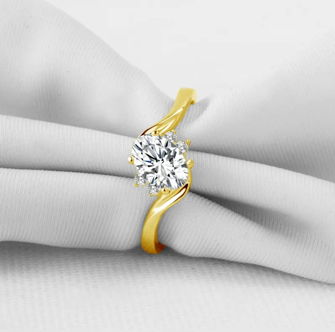 10k solid gold ring with 0.5ct sparkling moissanite