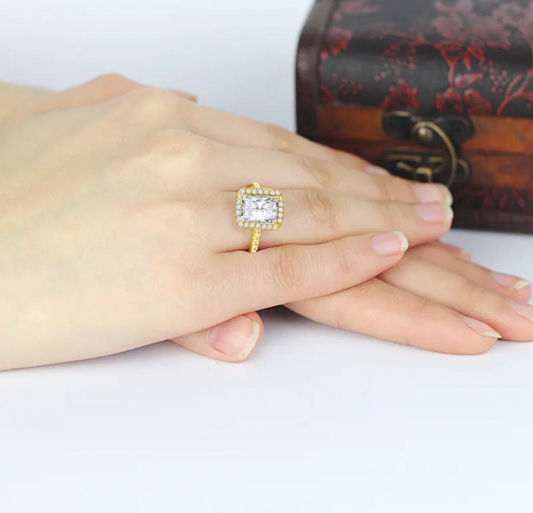 4ct huge moissanite gold ring